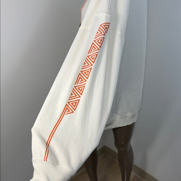 Wakanda Forever Marvel Graphic Sweatshirt - Picture 4 of 7